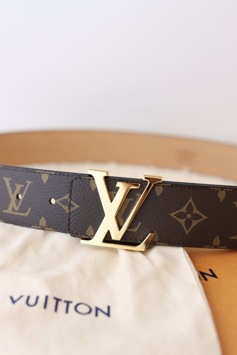 l0vis Vvtt0n belts